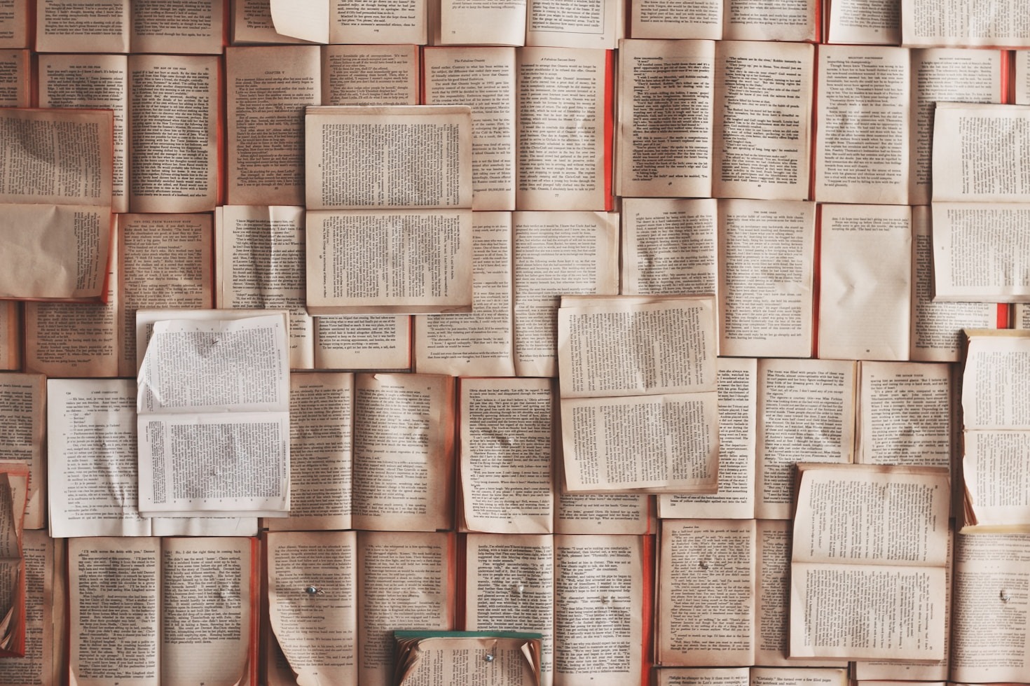 Un viaggio nella storia del Premio di Poesia ad Atri
